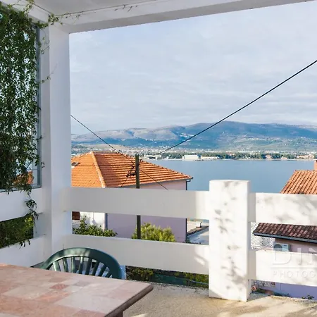 Lela, Next To The Beach Trogir